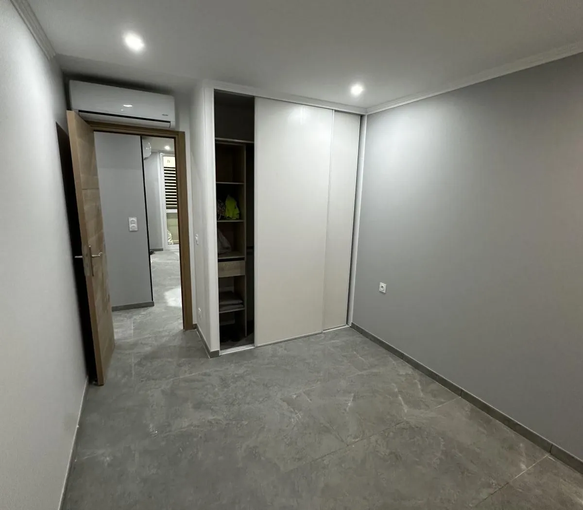 Location Vénissieux Appartement 692c63726843