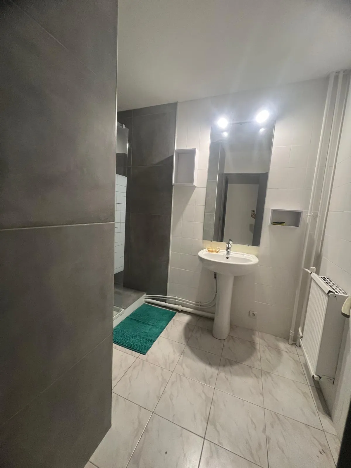Location Grenoble Chambre 692c8c8d4b75