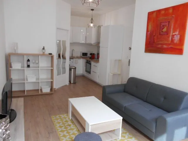 Location Bordeaux Appartement 692eb95e3abd1