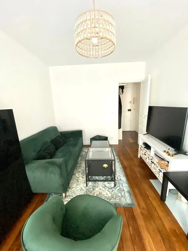 Location Paris Appartement 692ef7f7379b