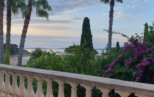 Location Carqueiranne Maison 69304cc73d60