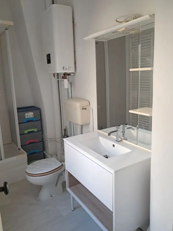 Location Angers Appartement 69316e87e08a