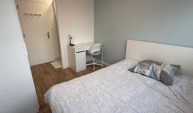 Location Évry-Courcouronnes Chambre 6931731b8c7e