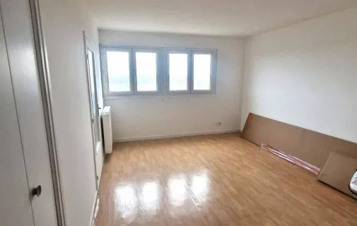 Location Élancourt Appartement 6932b261ada4