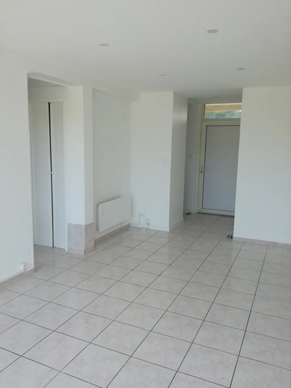 Location Nîmes Appartement 6933406a272e