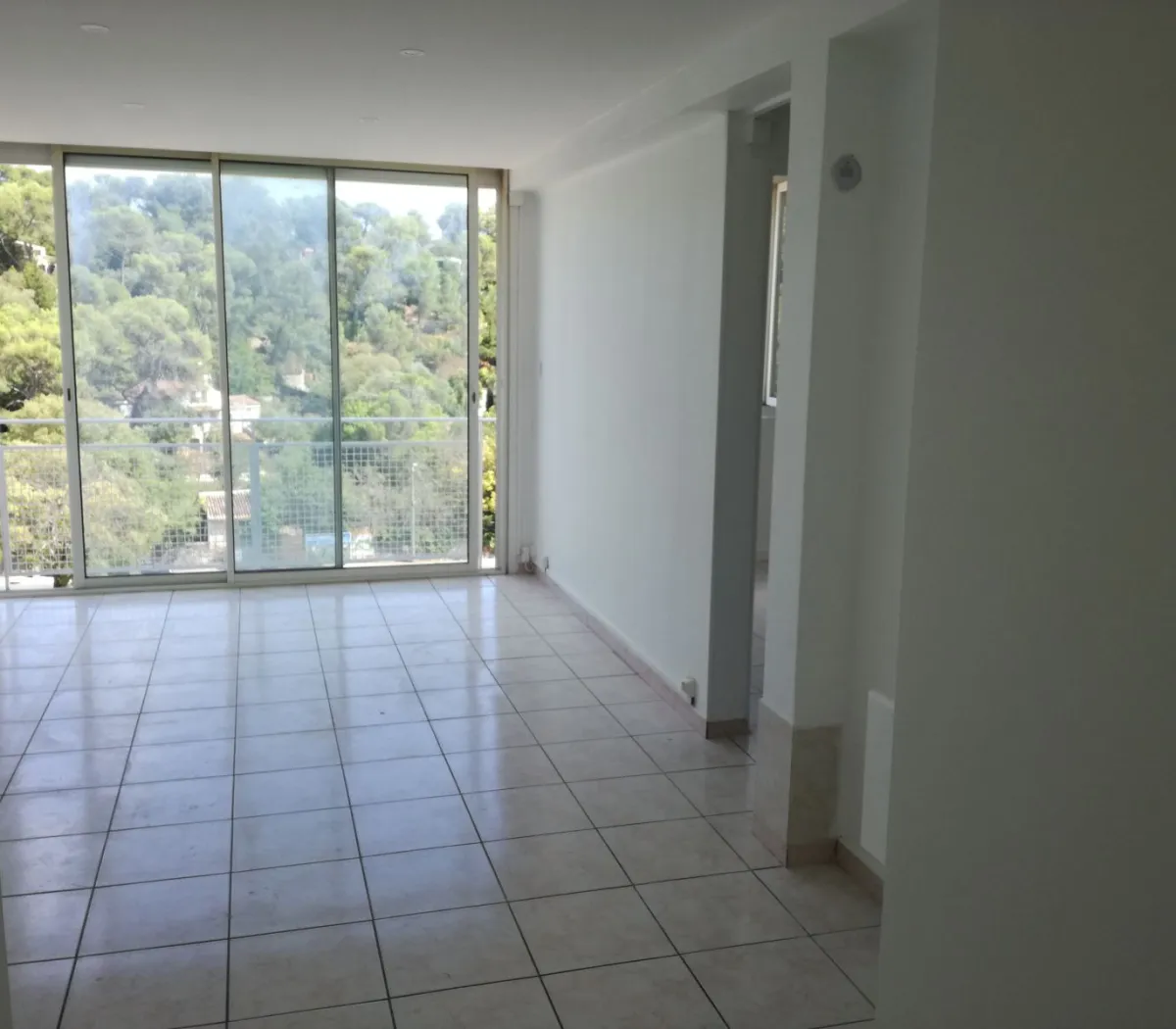 Location Nîmes Appartement 6933406a272e