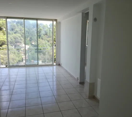 Location Nîmes Appartement 6933406a272e