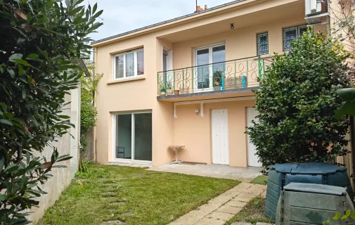 Location La Roche-sur-Yon Maison 693599ef9b02