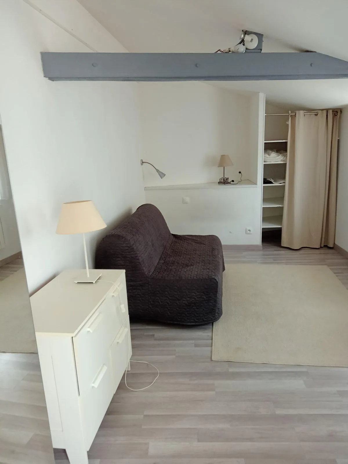 Location Saint-Cyr-sur-Loire Appartement 69387275297b