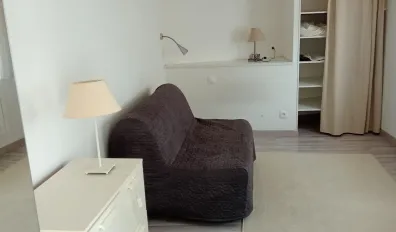 Location Saint-Cyr-sur-Loire Appartement 69387275297b