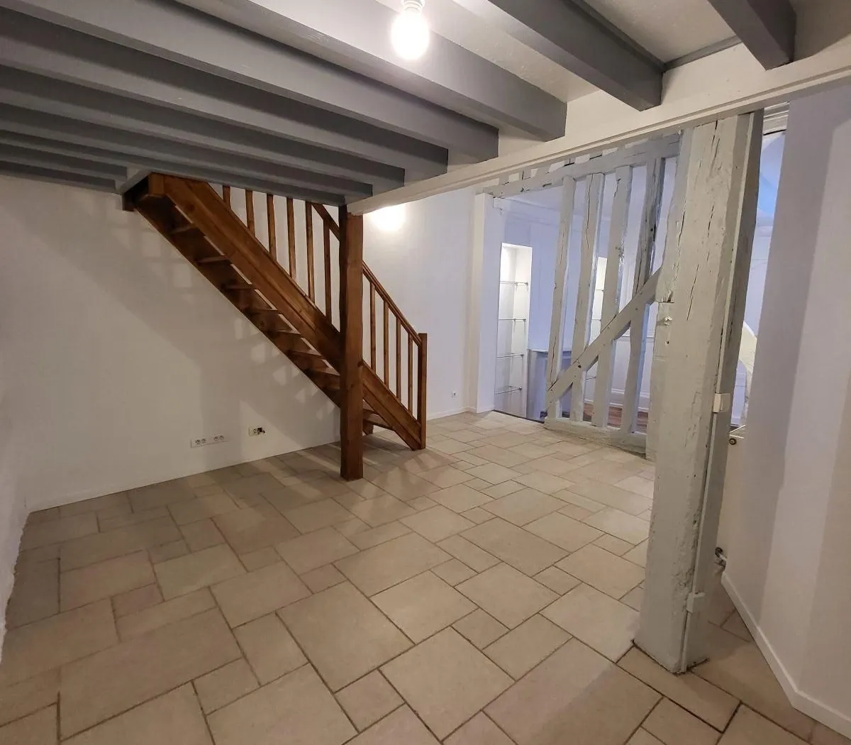 Location Auxerre Appartement 6938a19421b2