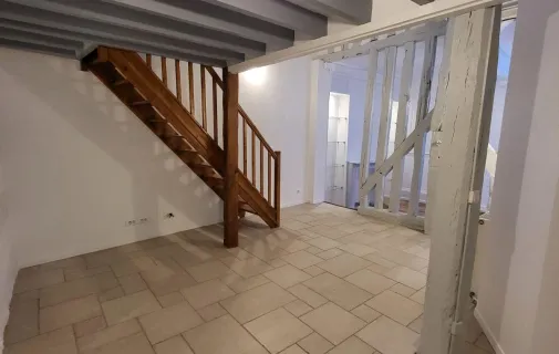 Location Auxerre Appartement 6938a19421b2