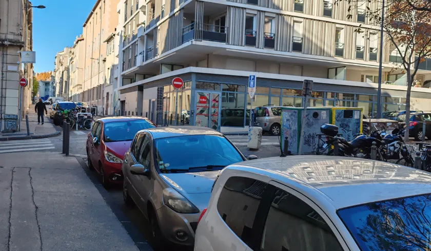 Location Marseille Appartement 6938e112edb7