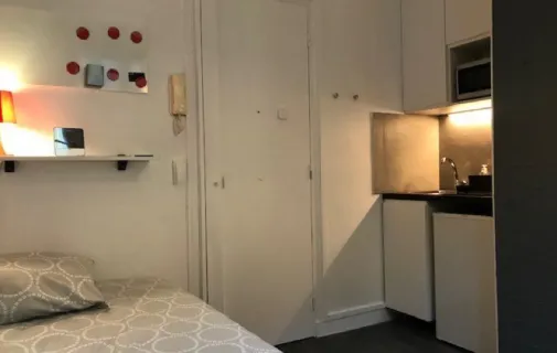 Location Paris Appartement 693fc1c94071