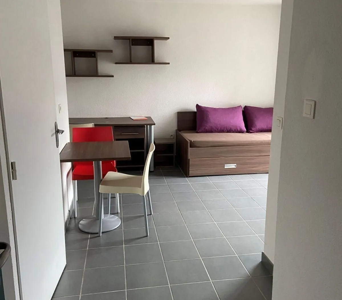 Location Grenoble Appartement 693fc7eeebb0