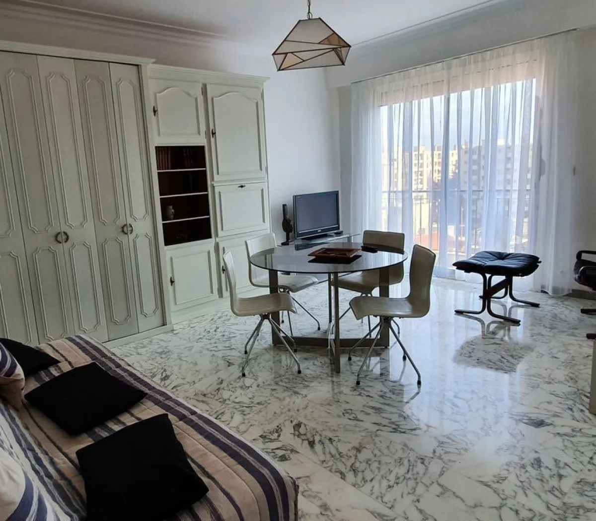 Location Nice Appartement 693fcee835ea