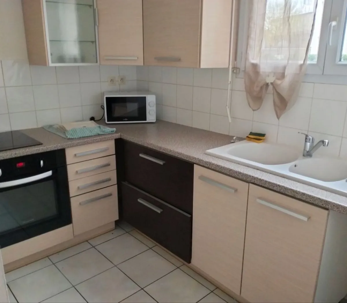 Location Vénissieux Appartement 693fcef93c7e