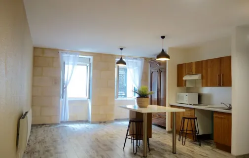 Location Bordeaux Appartement 693fd0ae8004