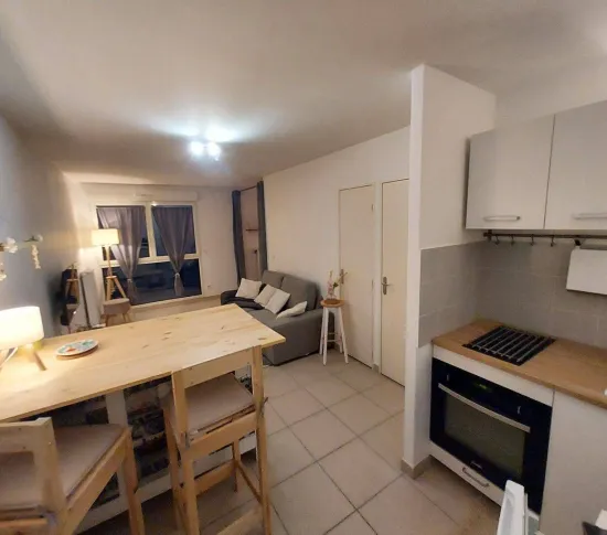 Location Lyon Appartement 693fed0d98ef2