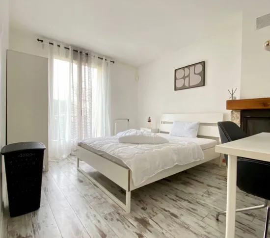 Location Évry-Courcouronnes Chambre 6940239b9cb03