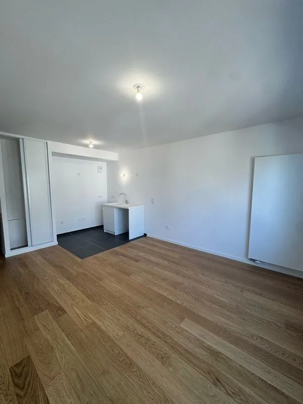 Location Le Perreux-sur-Marne Appartement 6940893eb4252