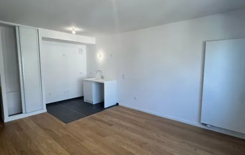 Location Le Perreux-sur-Marne Appartement 6940893eb425