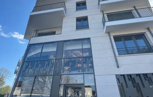 Location Le Perreux-sur-Marne Appartement 6940893eb425