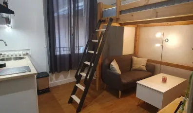 miniatureLocation Paris Appartement 69408963816f2