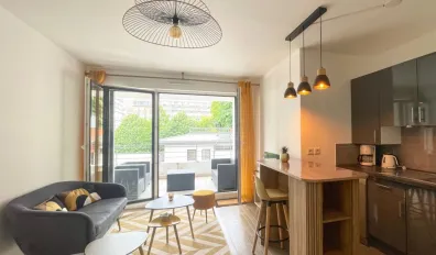 miniatureLocation Courbevoie Appartement 6942c7efe7092