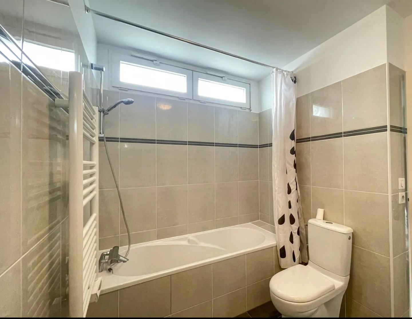 Location Courbevoie Appartement 6942c7efe7096