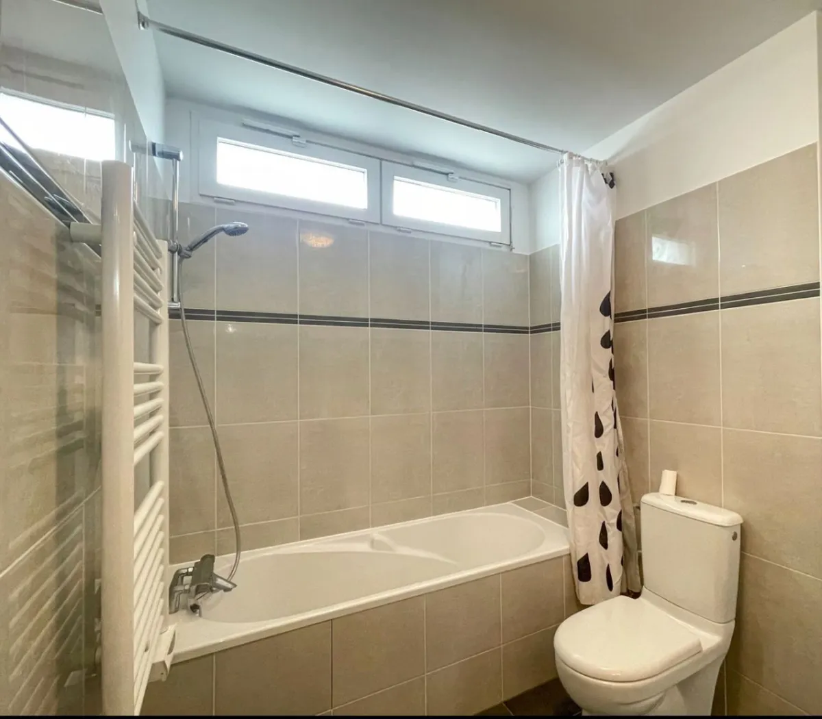 Location Courbevoie Appartement 6942c7efe709