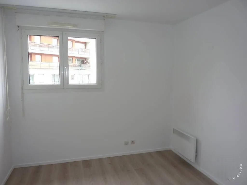Location Asnières-sur-Seine Chambre 694344a8cadd5