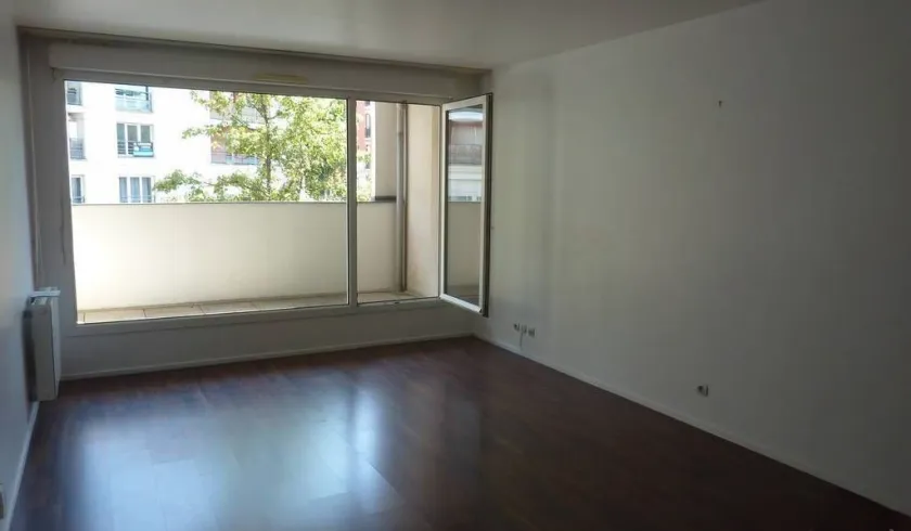 Location Asnières-sur-Seine Chambre 694344a8cadd1