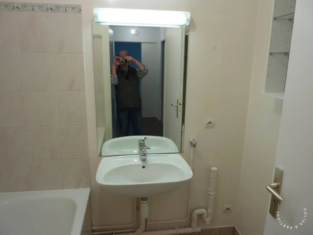 Location Asnières-sur-Seine Chambre 694344a8cadd6