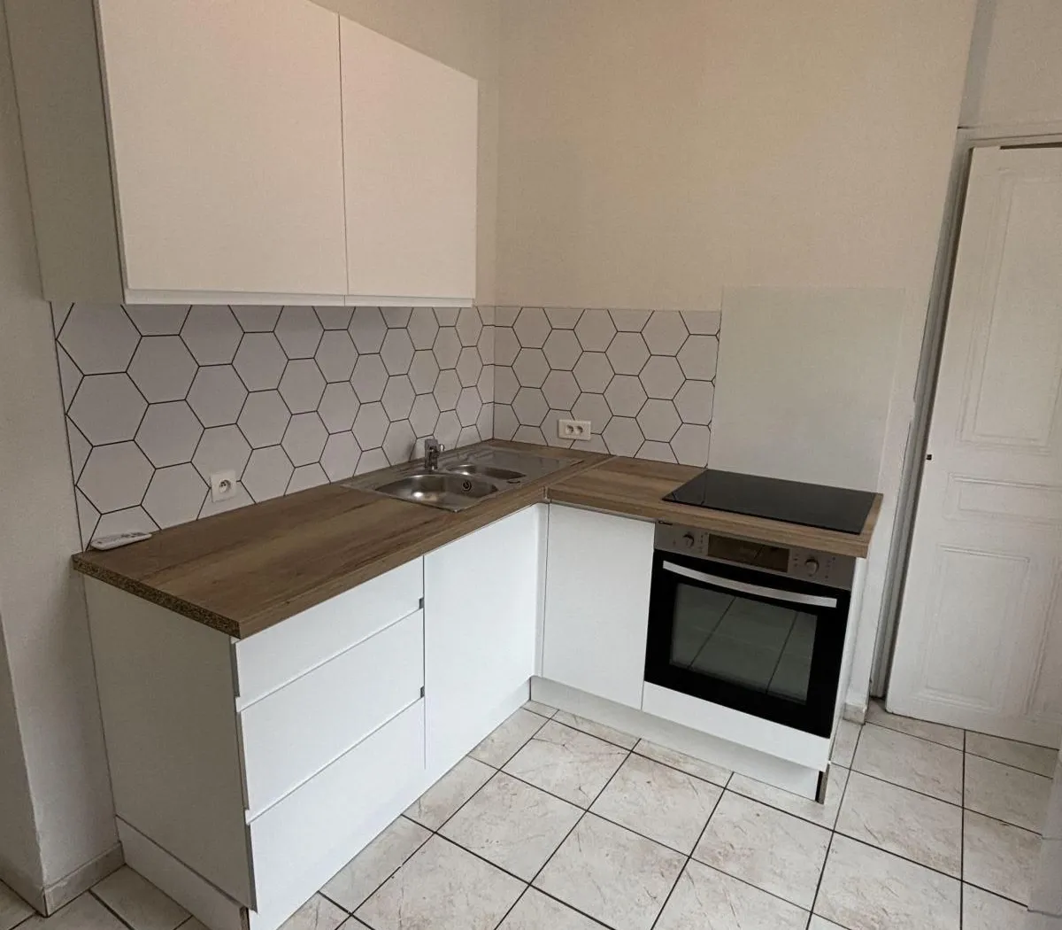 Location Le Teil Appartement 6944661024b2