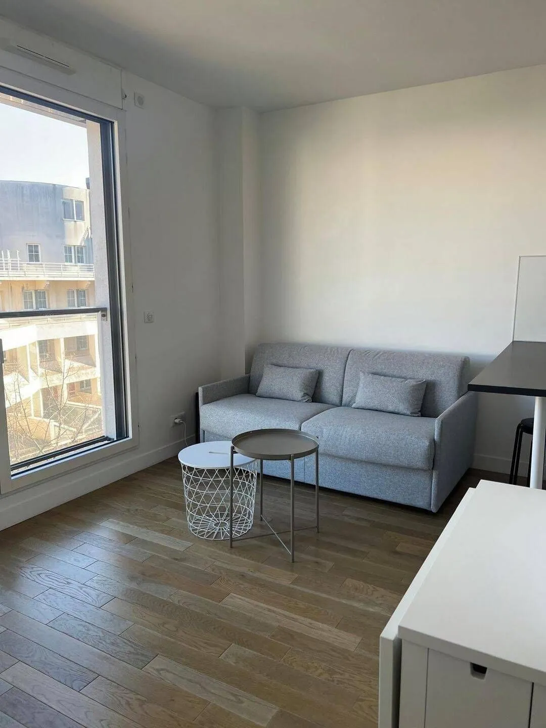 Location Issy-les-Moulineaux Appartement 694526ab059d