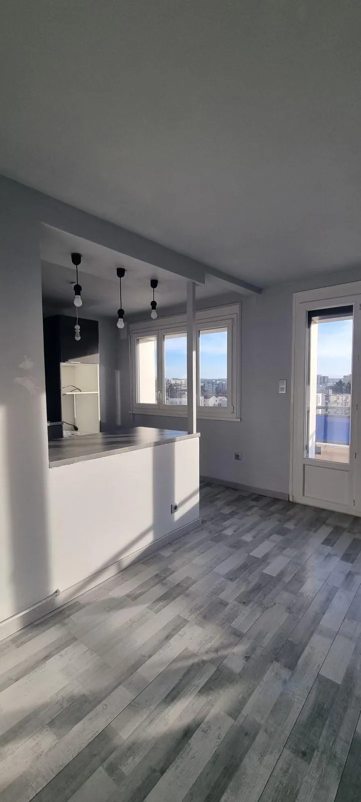 Location Saint-Priest Appartement 69465b50015e2