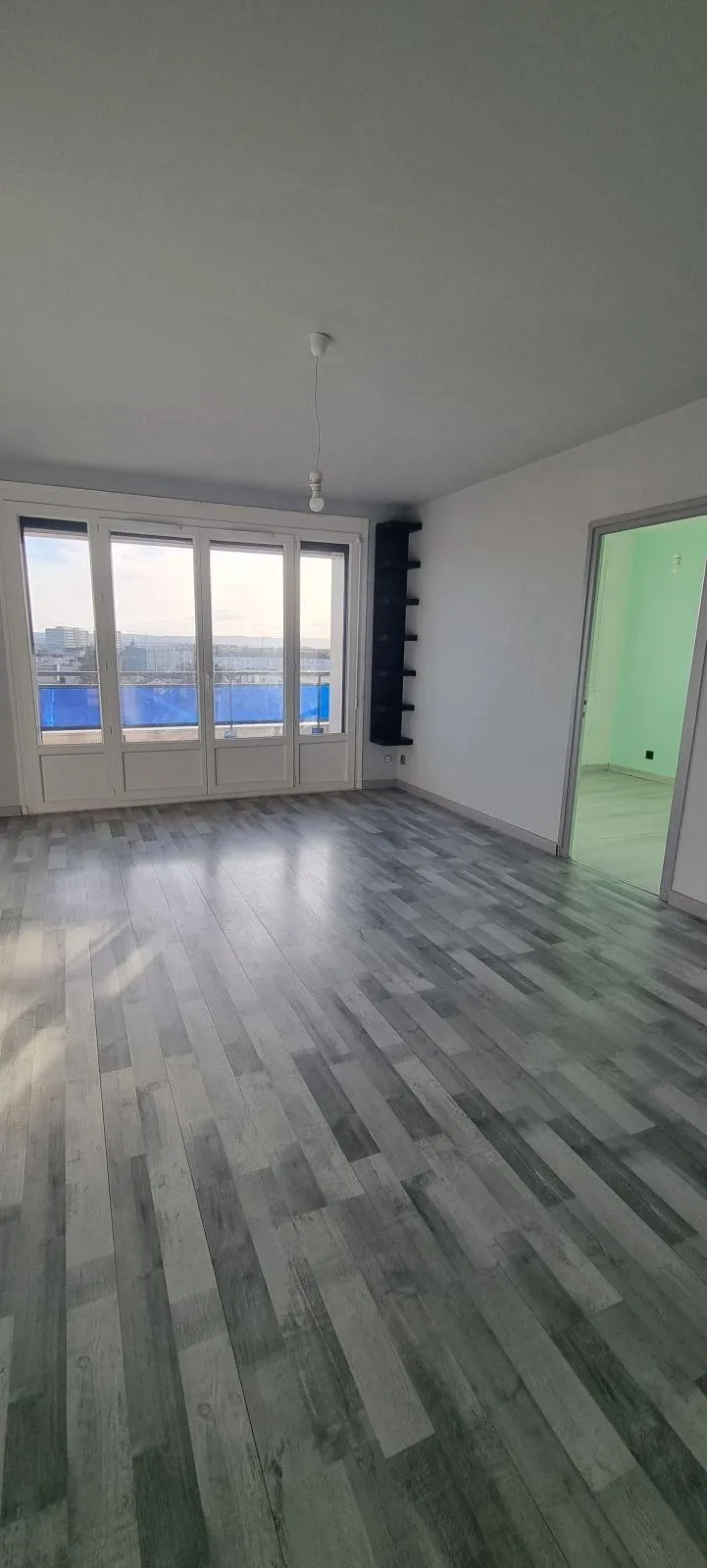 Location Saint-Priest Appartement 69465b50015e3