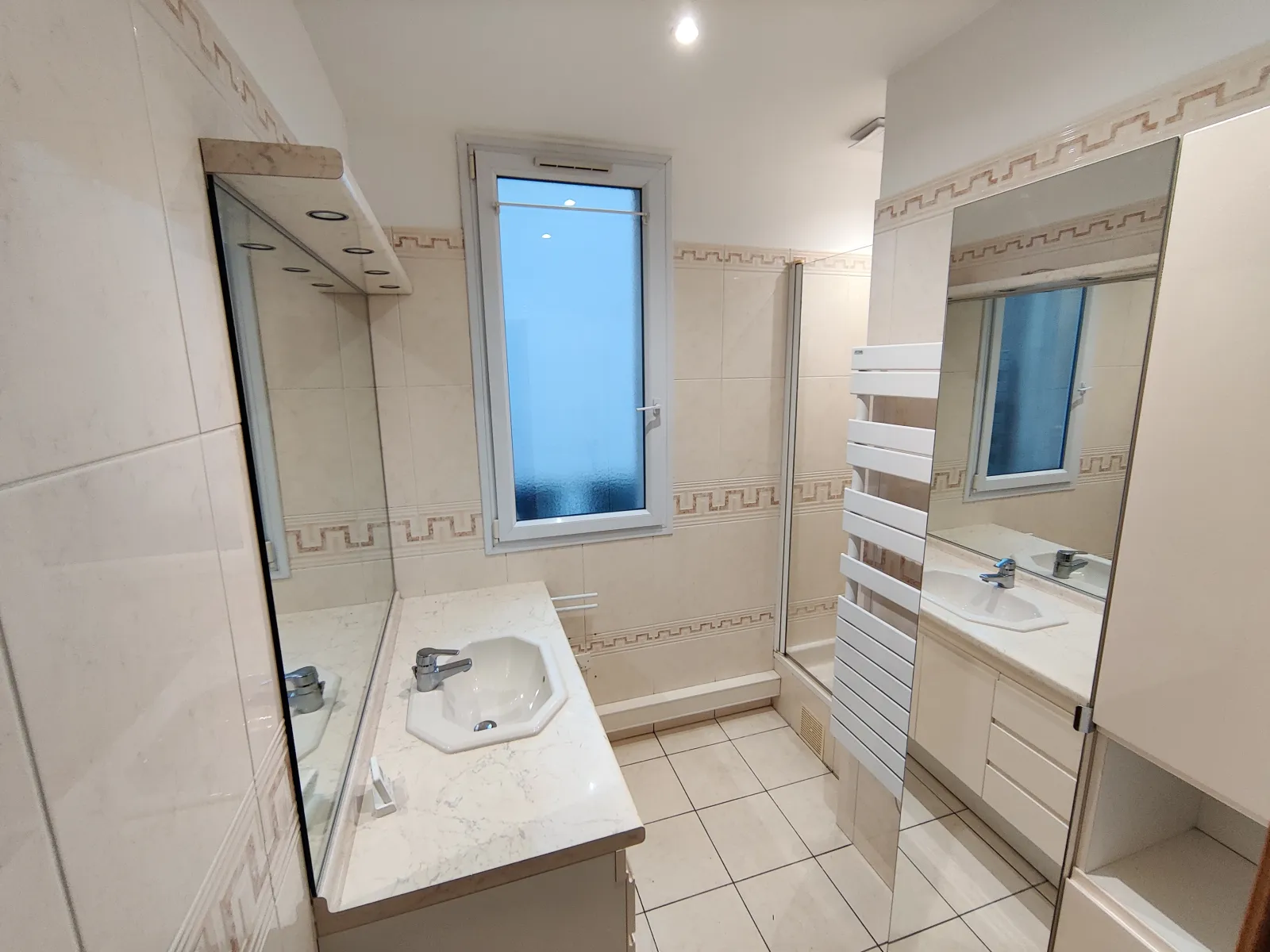 Location Rueil-Malmaison Appartement 69481eb3cf2d3