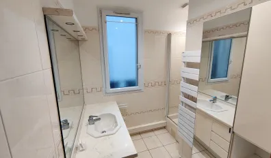 miniatureLocation Rueil-Malmaison Appartement 69481eb3cf2d2