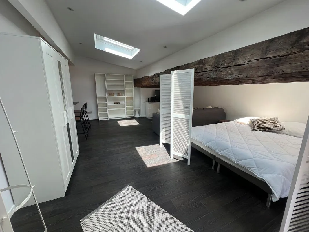 Location Bordeaux Appartement 69492f251f573