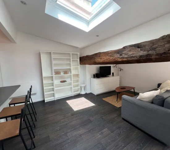 Location Bordeaux Appartement 69492f251f572