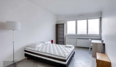 miniatureLocation Courbevoie Chambre 69492f30480f2