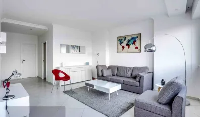 miniatureLocation Courbevoie Chambre 69492f30480f2