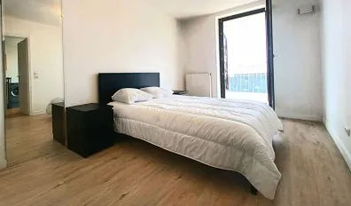 miniatureLocation Paris Appartement 69492f3b26f82