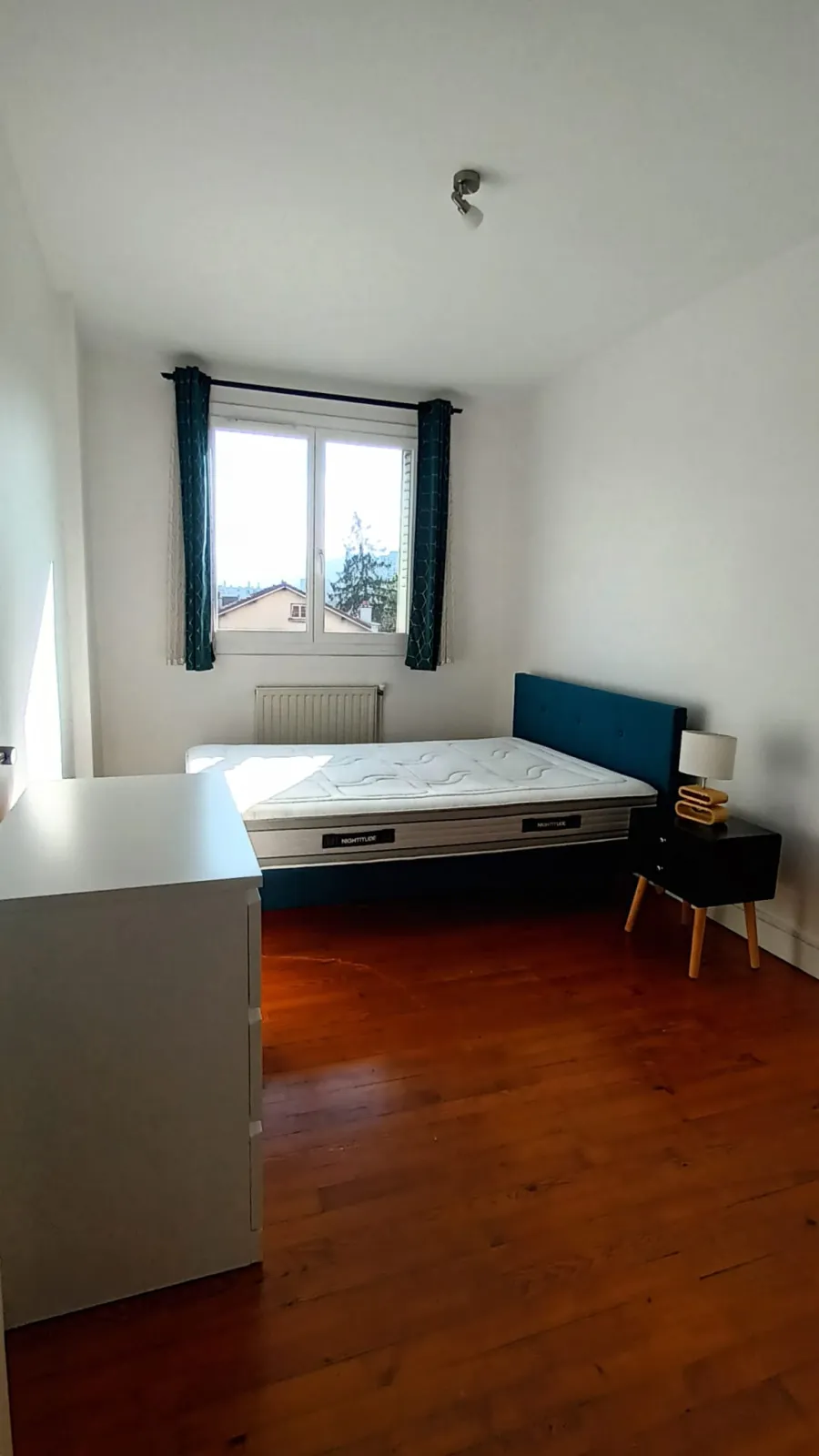 Location Grenoble Appartement 694d8f5726df
