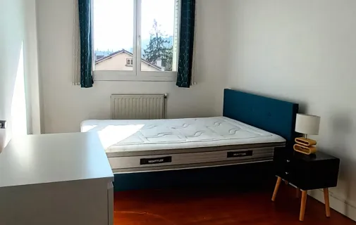 Location Grenoble Appartement 694d8f5726df