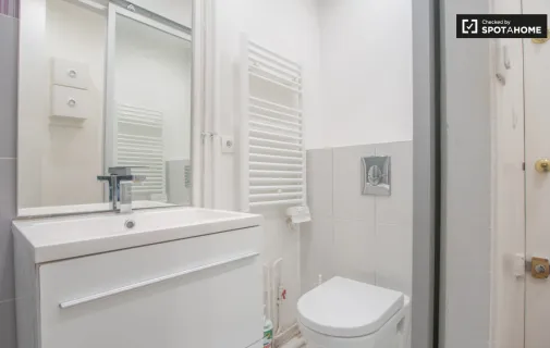 Location Paris Appartement 694eb24689a3