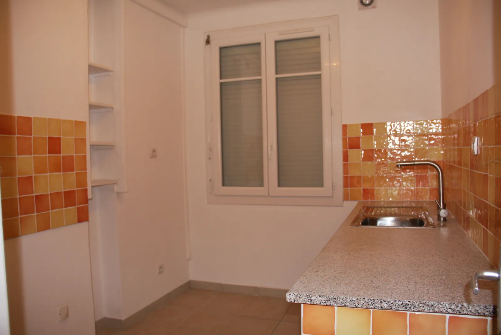 Location Nîmes Appartement 694ebf2f0b063