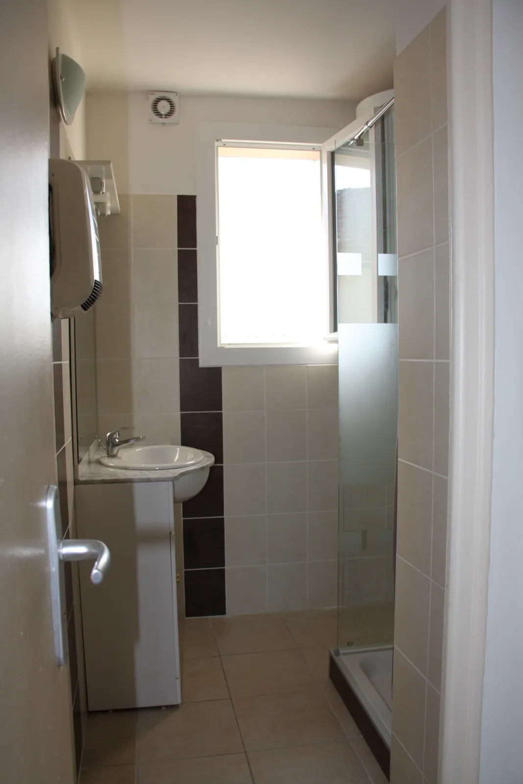 Location Nîmes Appartement 694ebf2f0b065